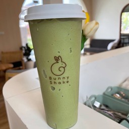 นมโอ๊ตมัทฉะปั่น