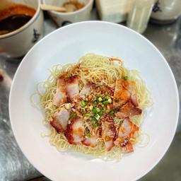 บะหมี่หมูแดง