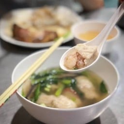 เกี๊ยวกุ้ง หมูแดง เห็ดหอม