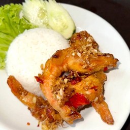 ข้าวกุ้งคั่วพริกเกลือ