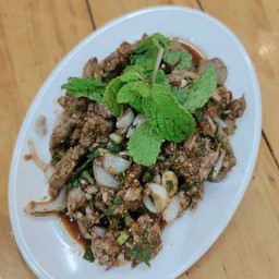 น้ำตกเนื้อ