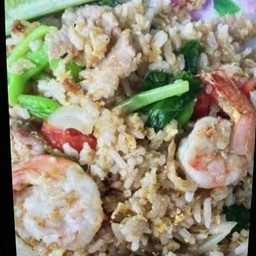 ข้าวผัดรวม