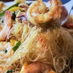 ผัดวุ้นเส้นขี้เมากุ้ง