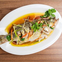 ปลากะพงนึ่งซีอิ๊ว