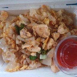 ก๊วยเตี๊ยวคั่วไก่