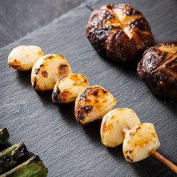 B24 - กระเทียม Ninniku