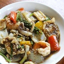 กินข้าวบ้านเพื่อน (นนท์) สาขานนทบุรี