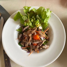 สลัดหมูย่าง