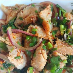 น้ำตกหมู