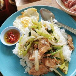 ผัดพริกหยวกหมู