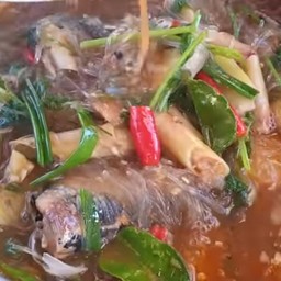 อ๋อมปลากระป๋องวุ้นเส้น