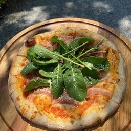 พิซซ่าพาร์ม่าแฮม