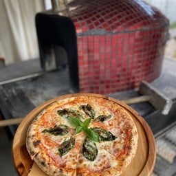 พิซซ่า เบคอนเบซิล