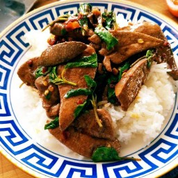 กันต์&ก้อย อาหารตามสั่ง เตาปูน