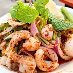 ลาบทะเล (กุ้ง-หมึก)