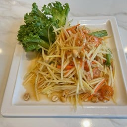 ลานเบียร์หน้าโรงแรมฯ เดอะศรีวารี แอร์พอร์ต โฮเต็ล สุวรรณภูมิ