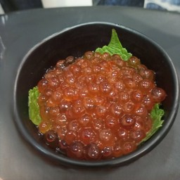 ไข่ปลาแซลมอน เม็ดใหญ่ 50 กรัม (Chum Ikura 50 g.)