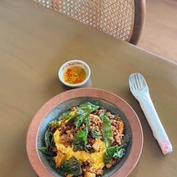 Creamy Omelette Rice with Spicy Basil Pork & Crispy Pork Cracklings