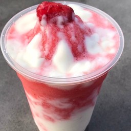 สตอเบอรี่ปั่นโยเกิตท๊อปปิ้งโยเกิตริชชี่ 0%