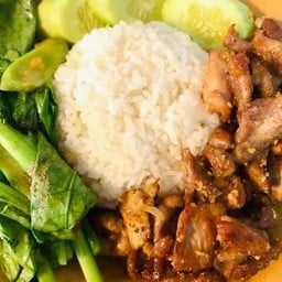ข้าวไก่ทอดคะน้าน้ำมันหอย