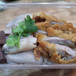 ข้าวมันไก่ผสม(ต้ม-ทอด)