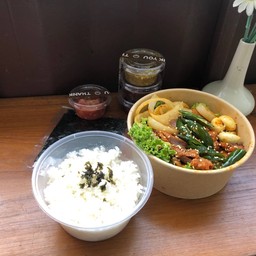 เซ็ตข้าว & หมูหมักซอสทันบัมย่างให้
