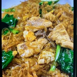 วุ้นเส้นผัดซีอิ้วหมูสามชั้นสไลด์