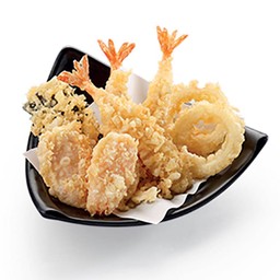 เทมปุระรวม (สาหร่าย, กุ้ง, หัวหอม, แครอท)