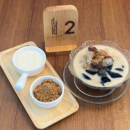 เฉาก๊วยนมสดคาราเมล