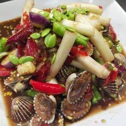 ตำสายบัวหอยแครง