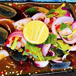 ยำไข่เยี่ยวม้า