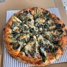 พิซซ่า ผักโขม