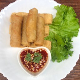 รวมปอเปี๊ยะกับเต้าหู้ทอด