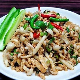 ลาบเห็ดรวมญี่ปุ่นมังสวิรัติ