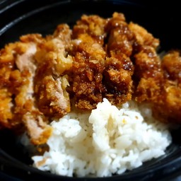 ข้าวไก่ทอด ซอสเทอริยากิ (ไม่มีไข่ )