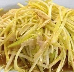 กุ้ยช่ายขาวผัดน้ำมัน