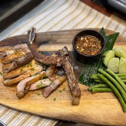 หมูย่างจิ้มแจ่ว