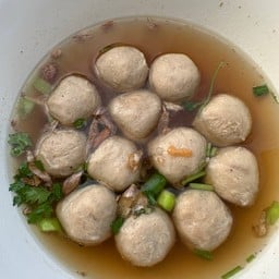 ก๋วยเตี๋ยวแชมป์เซเว่นสนามบิน