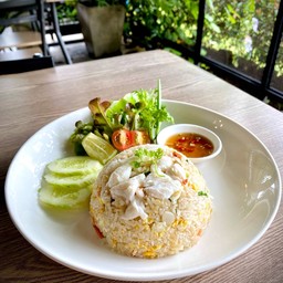 ข้าวผัดปู