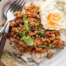 ข้าวกะเพราหมู
