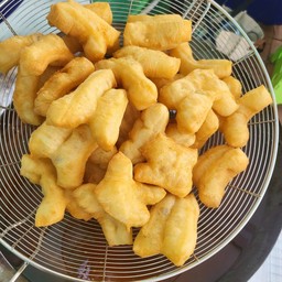 ปาท่องโก๋