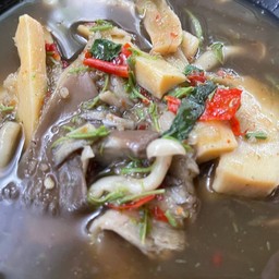 แกงอ่อมไก่