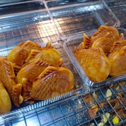 ไทยากิไส้แยมสตอเบอรี่ 1 ชิ้น