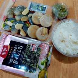 กุ้ง หอย ครบชุดสาหร่าย