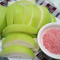 ฝรั่งแช่บ๊วยหวานกรอบ