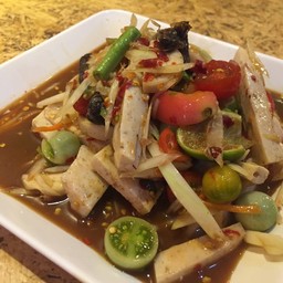 ตำหมูยอ(ปลาร้า)