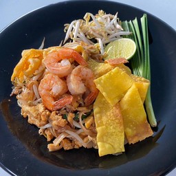 Set Combo ผัดไทยกุ้ง+เกี๊ยวกรอบ+โค้ก590มล.