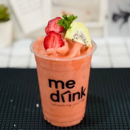 สตรอว์เบอร์รี่ x กีวี่ สมูทตี้