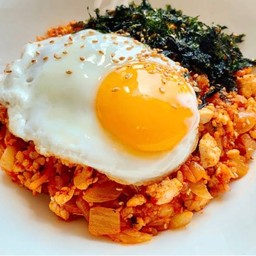 ข้าวผัดกิมจิ