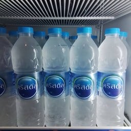 น้ำดื่ม